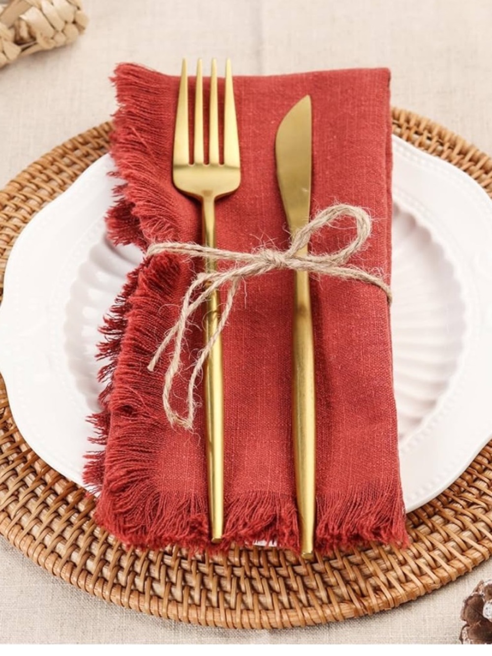 NWT Rust Red Frayed Linen Napkin - Home Dining